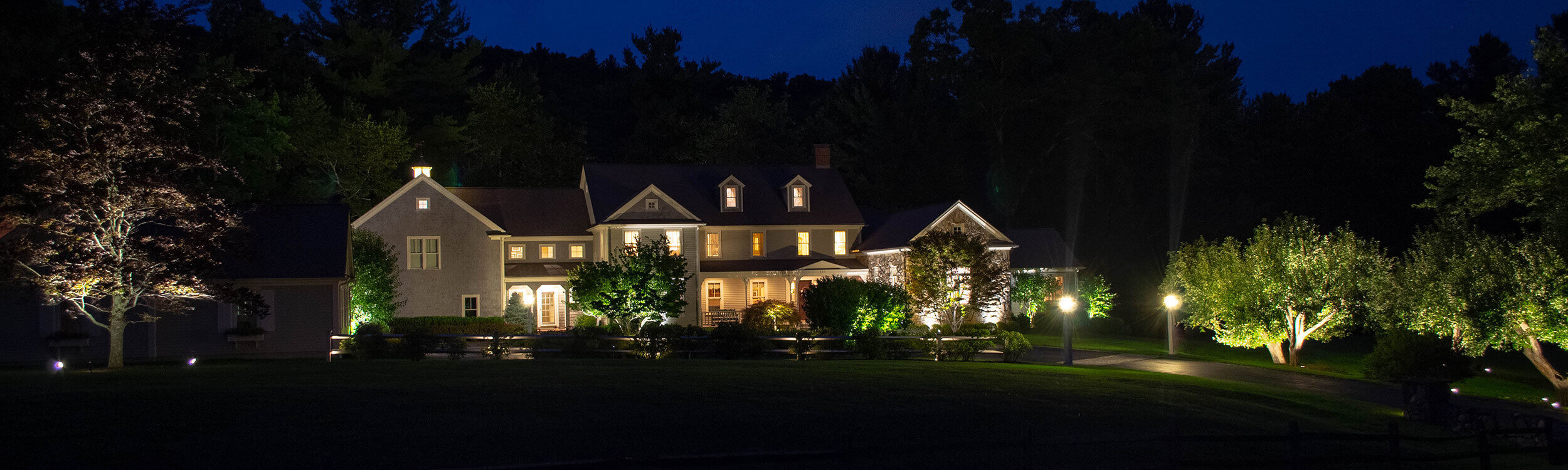 About Commonwealth Landscape Lighting