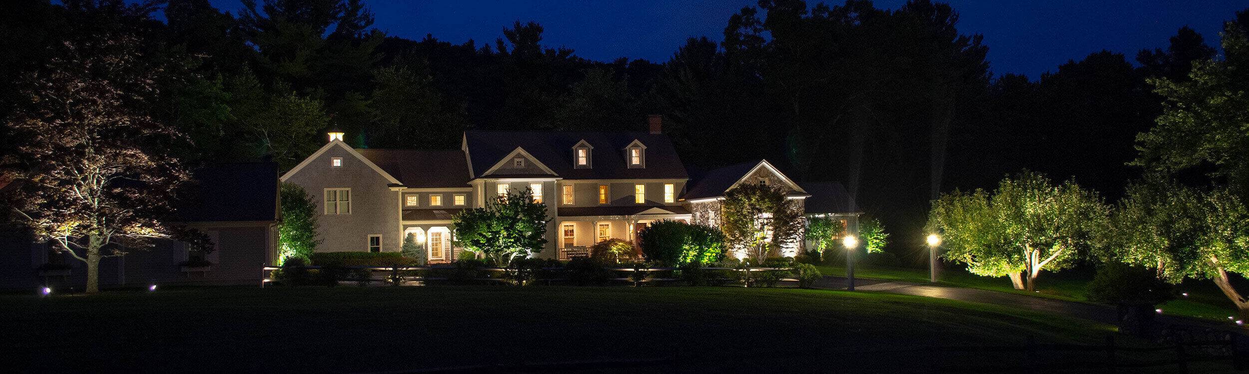 Commonwealth Landscape Lighting