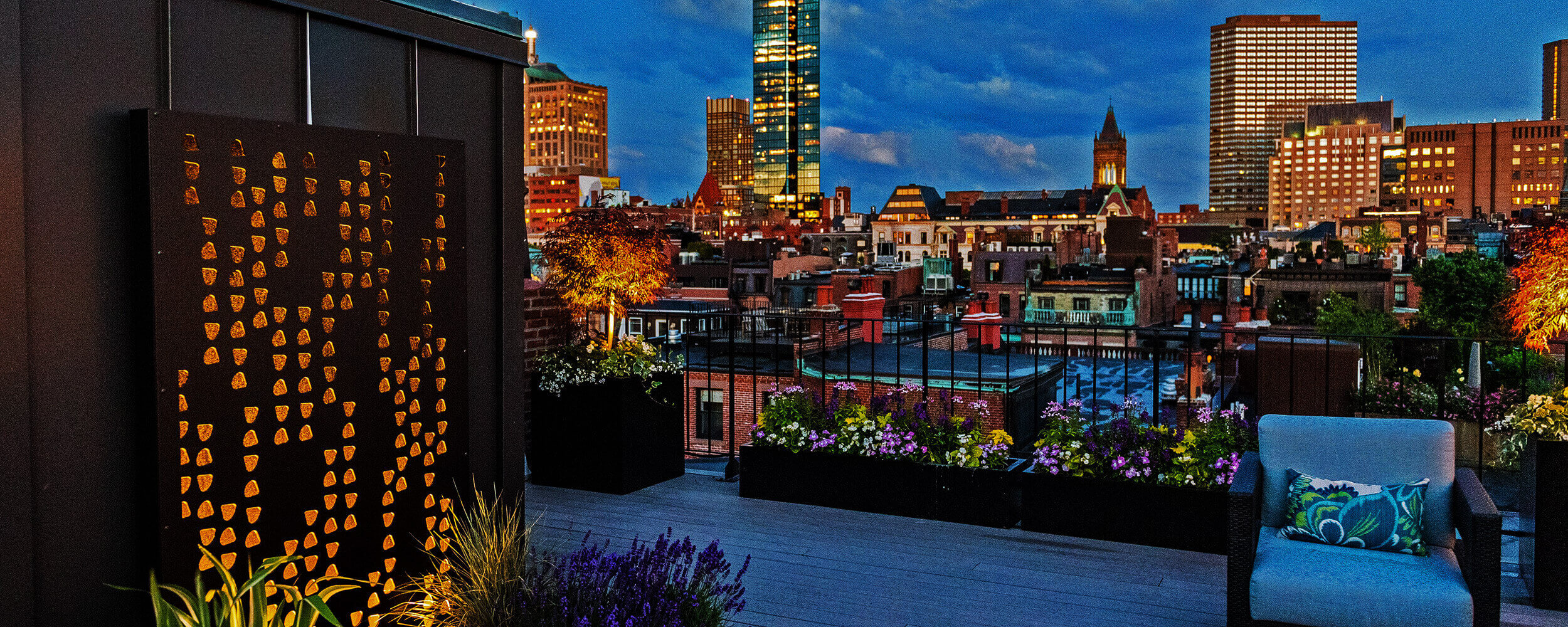 Commonwealth Landscape Lighting