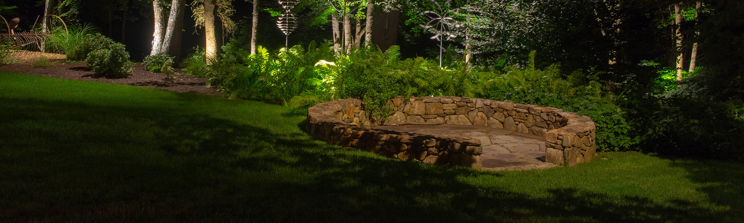 About Commonwealth Landscape Lighting