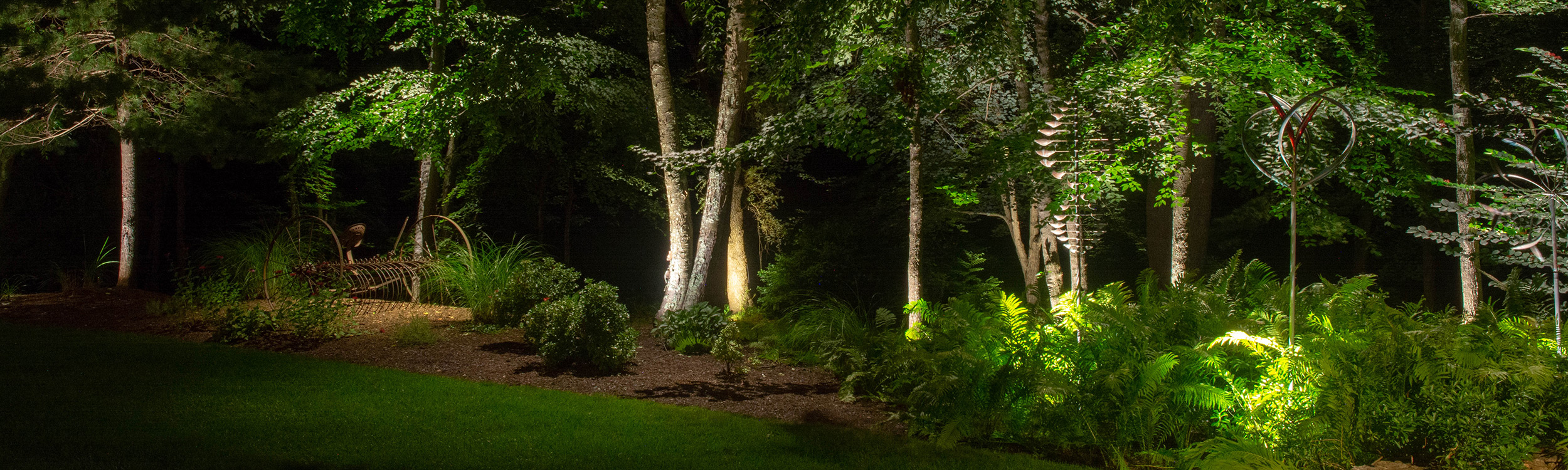 Commonwealth Landscape Lighting